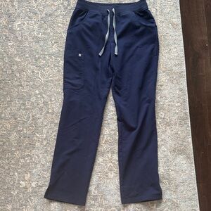 Figs Kade Cargo- Small/Tall